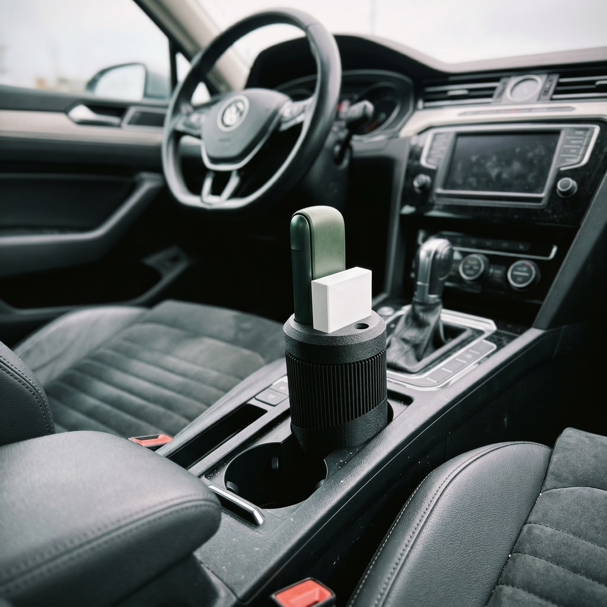 Doksta laikiklis automobilio gėrimų laikiklyje